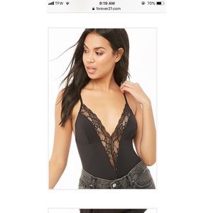 Deep V lace trimmed bodysuit💣